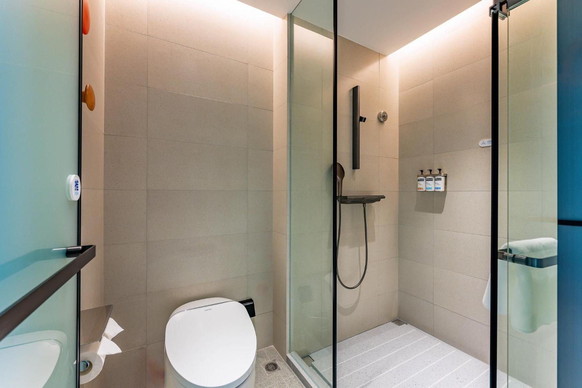 Holiday Inn Express Shanghai Jing'An Temple By Ihg Eksteriør bilde