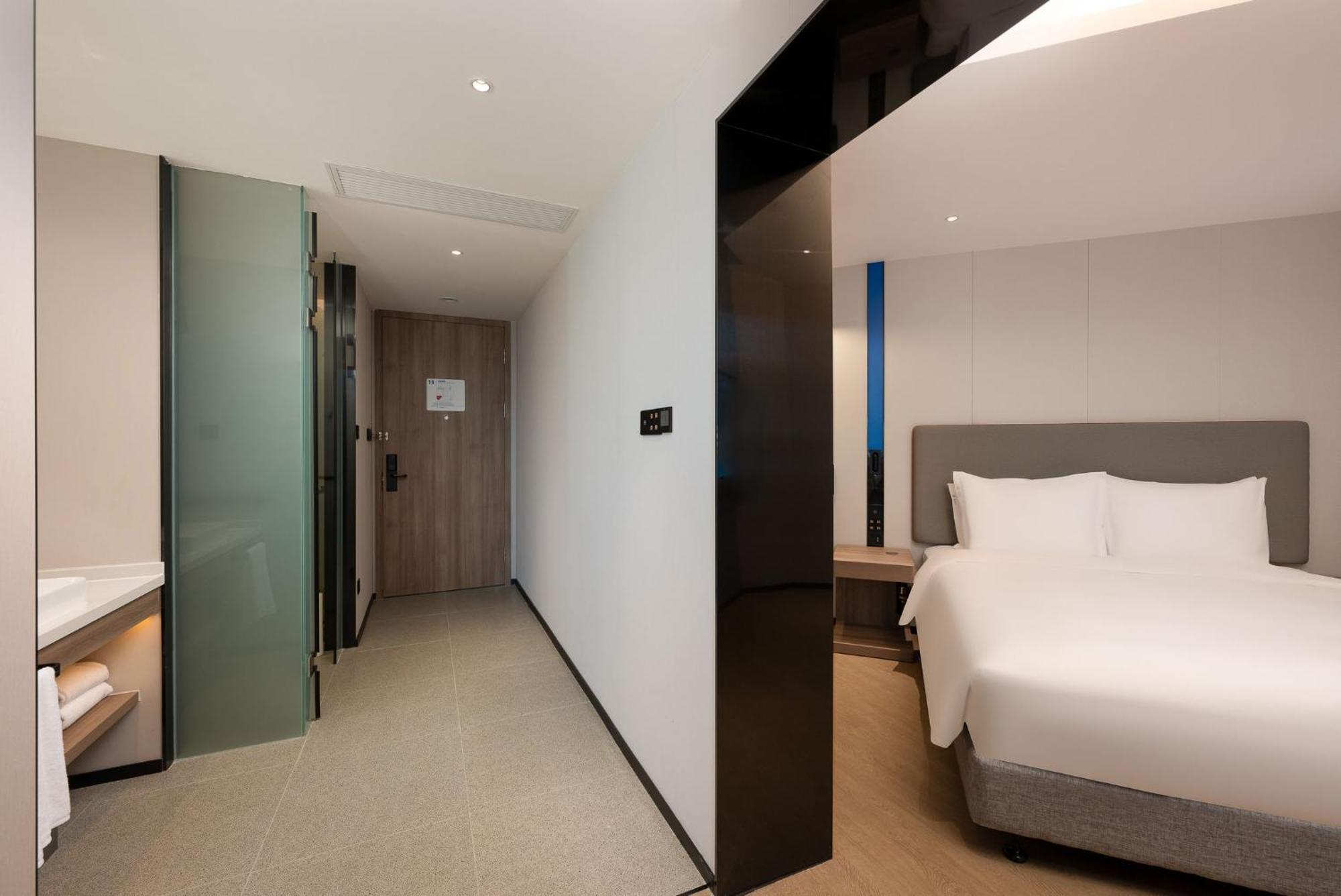 Holiday Inn Express Shanghai Jing'An Temple By Ihg Eksteriør bilde